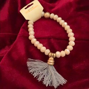 Beaded stretch bracelet